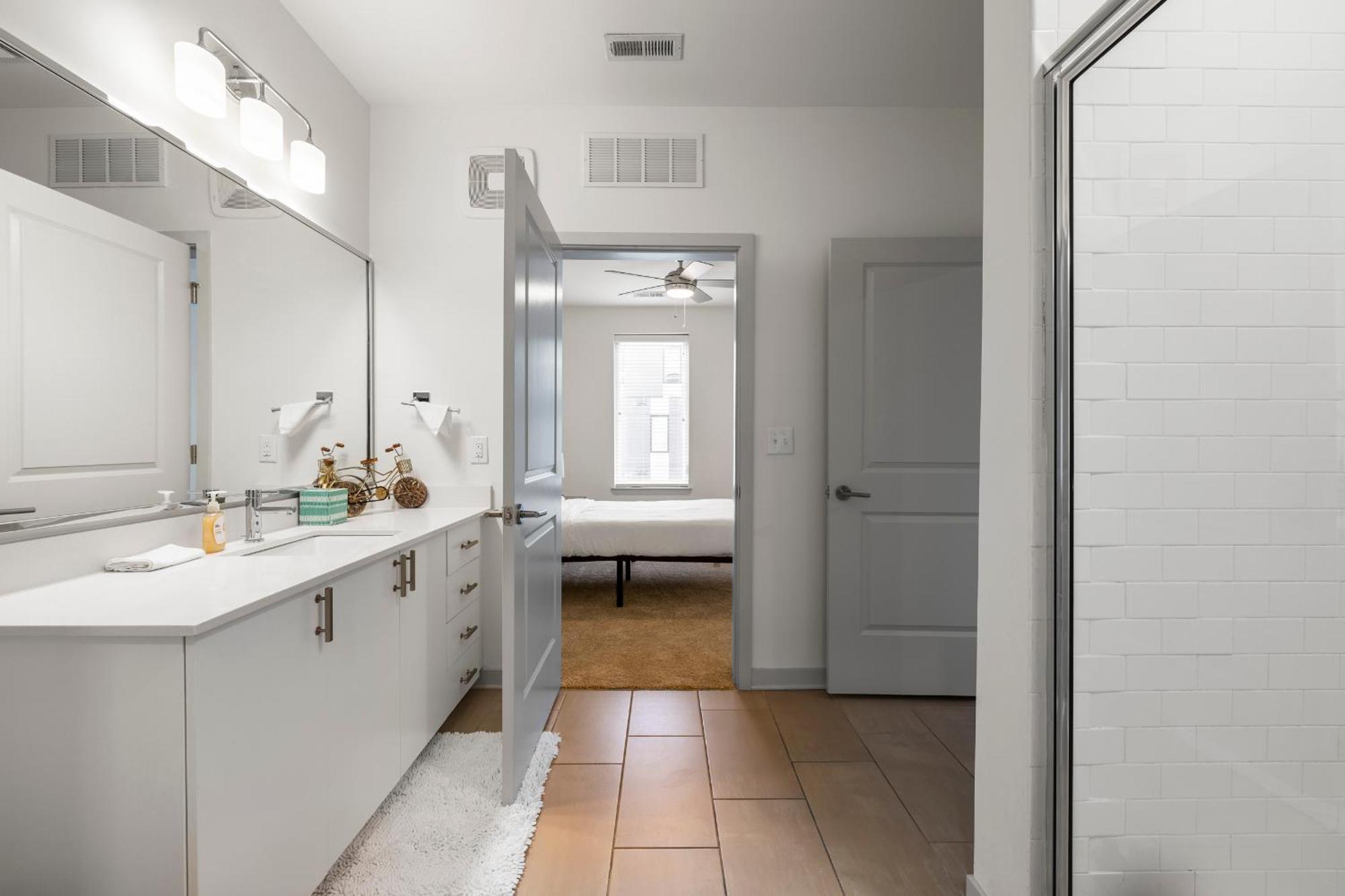 Stunning Nulu 1br Cozysuites 09 * Louisville